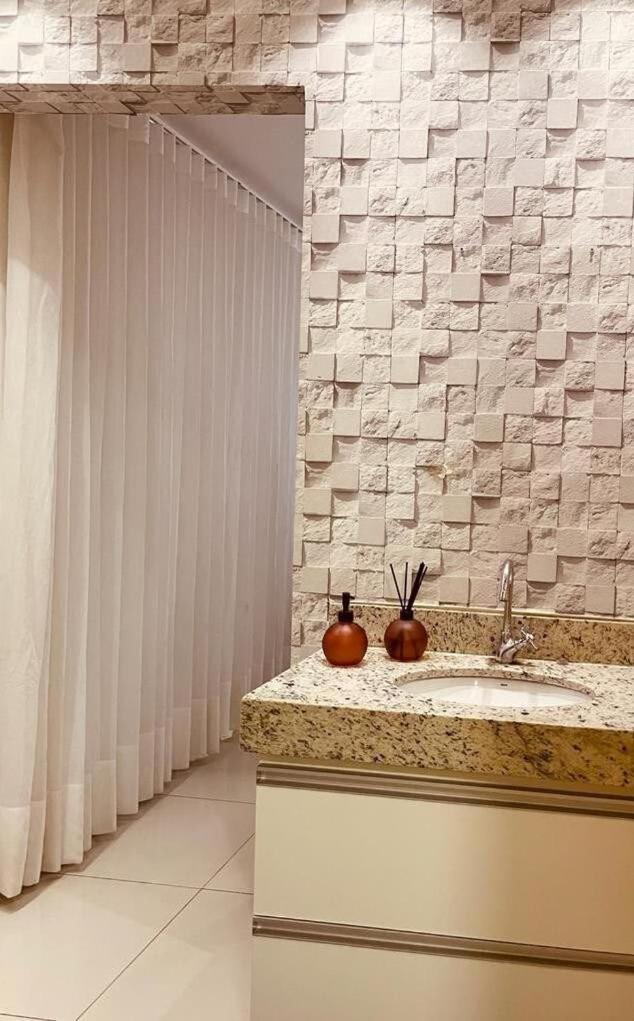 2 Qts.| 4 Hosp. | Ao Lado Do Goiania Shopping Apartment Ngoại thất bức ảnh