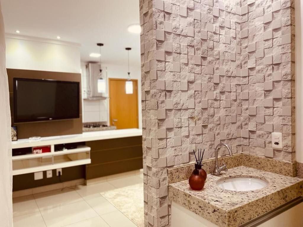 2 Qts.| 4 Hosp. | Ao Lado Do Goiania Shopping Apartment Ngoại thất bức ảnh